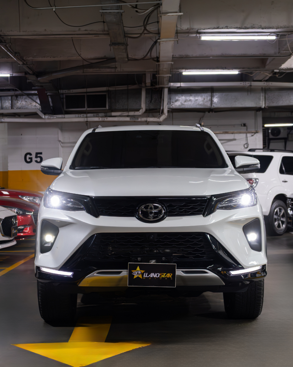 TOYOTA FORTUNER SRV 2.8 2025