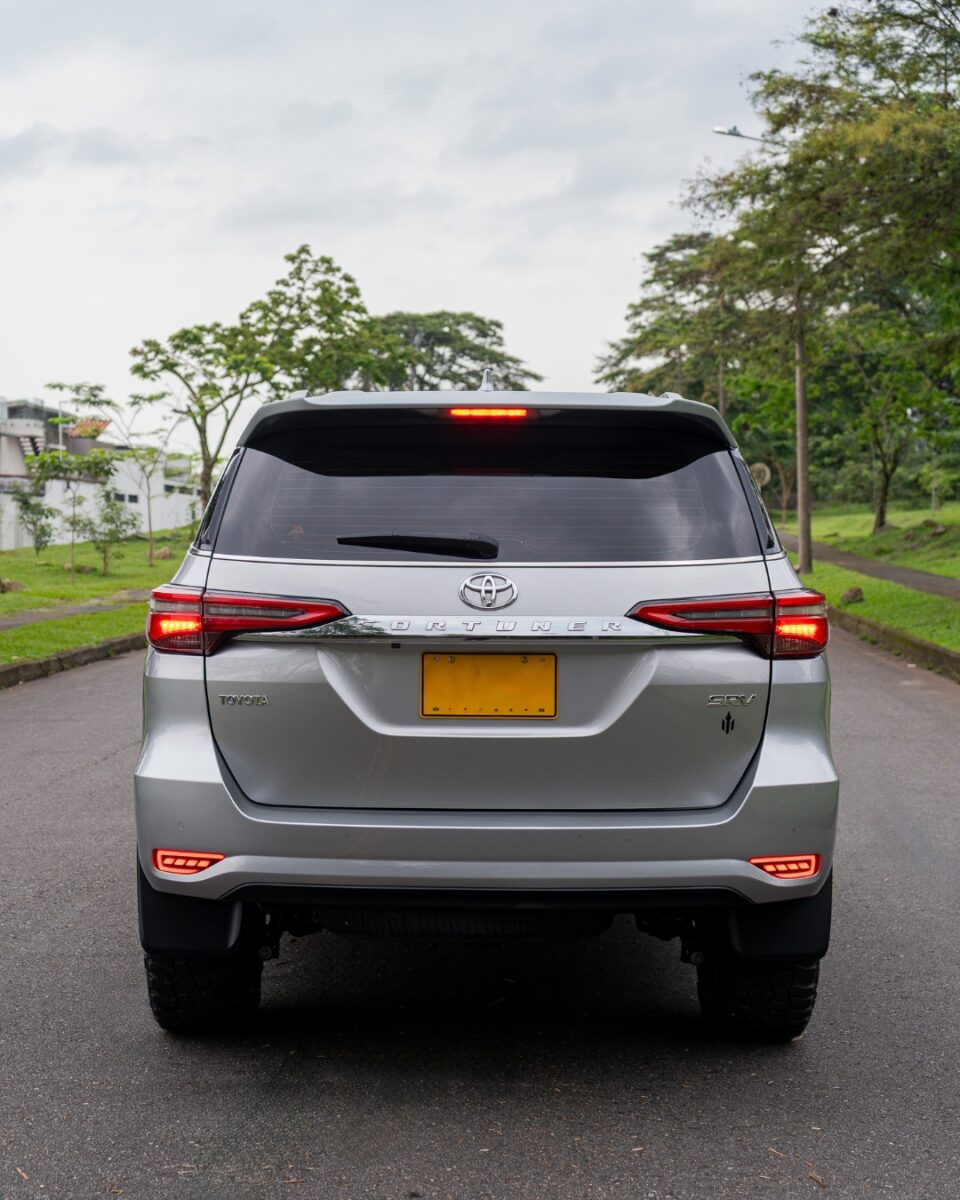 TOYOTA FORTUNER SRV 2.8 2023