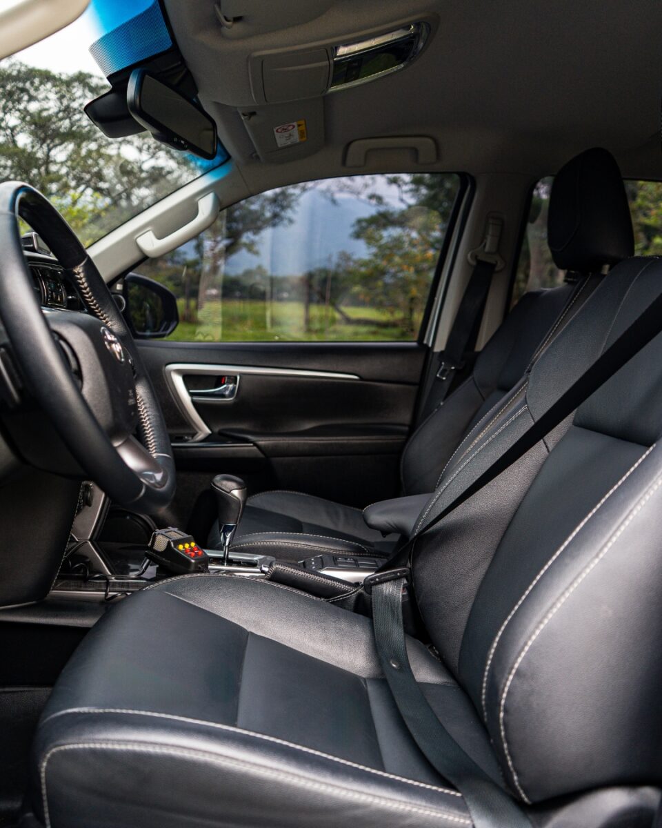 TOYOTA FORTUNER SRV 2.8 2023