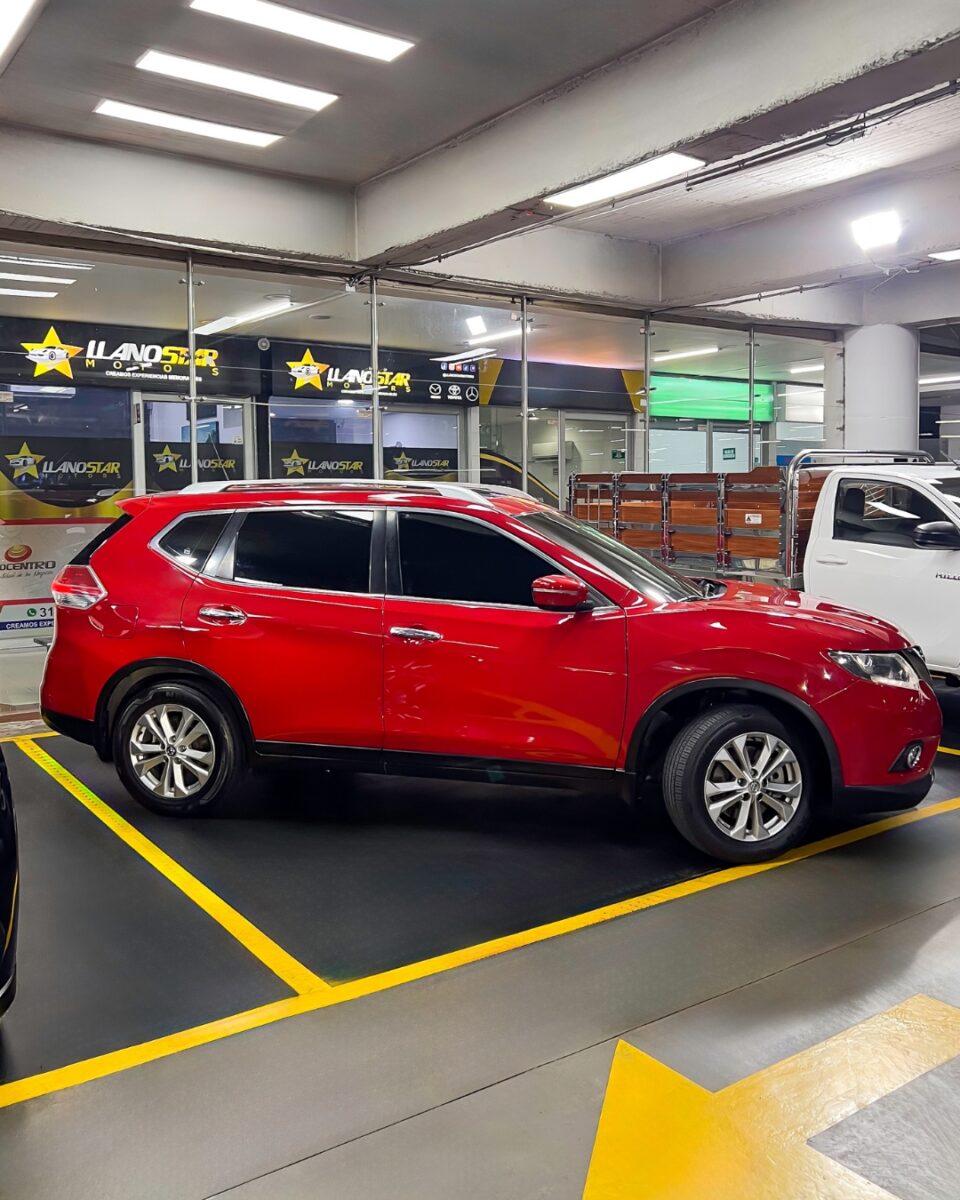 NISSAN X-TRAIL ADVANCE 2016