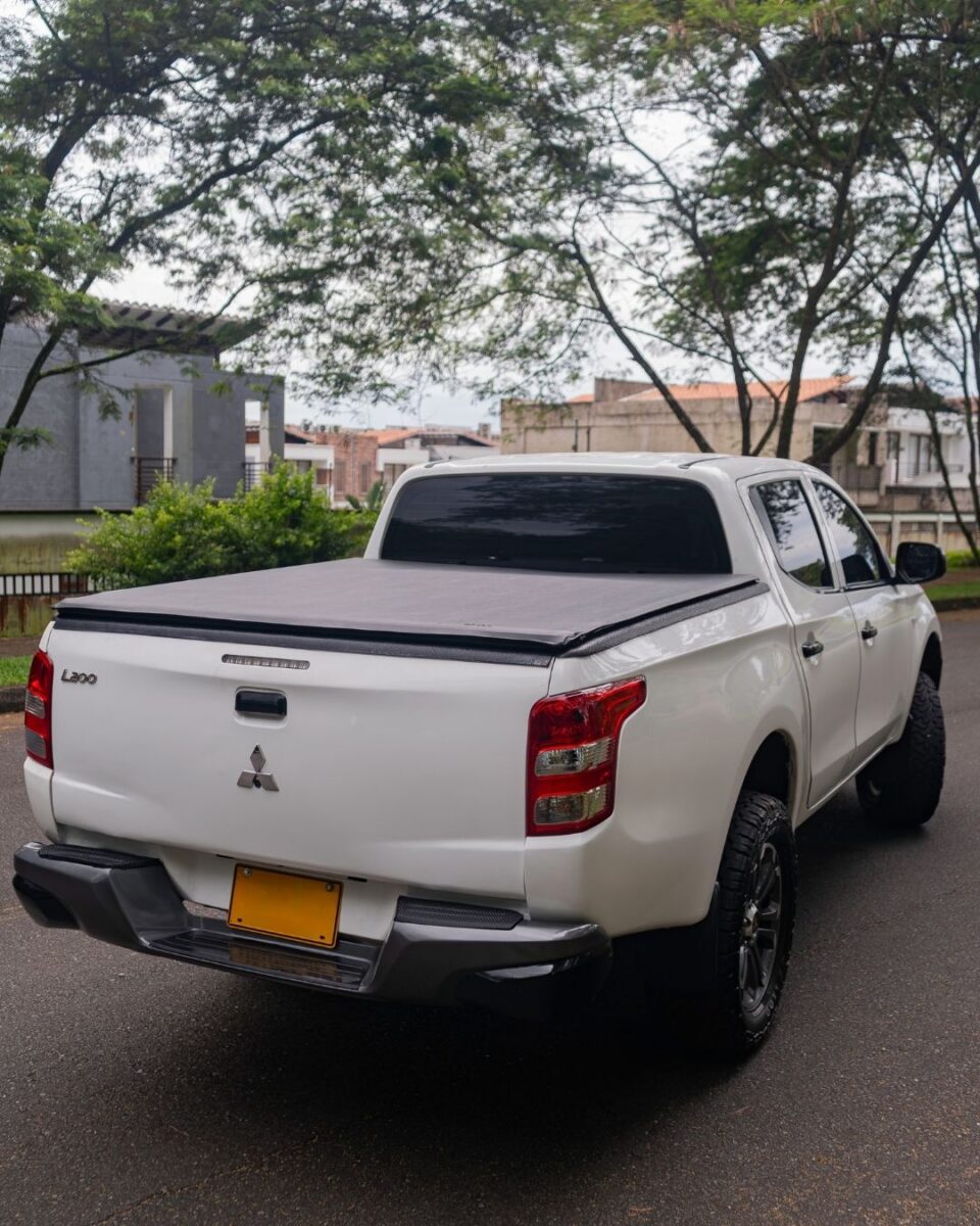 MITSUBISHI L200 2.5 4X4 2020
