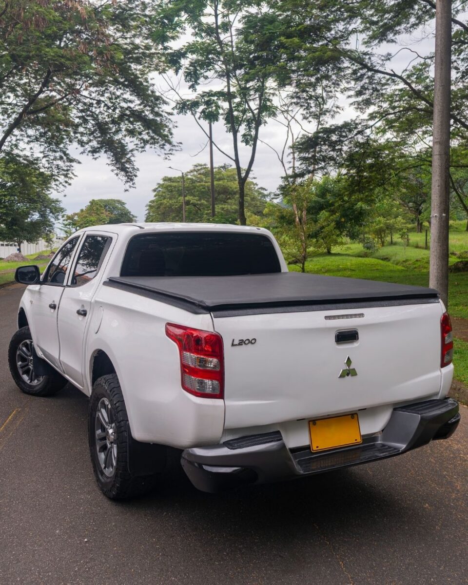 MITSUBISHI L200 2.5 4X4 2020