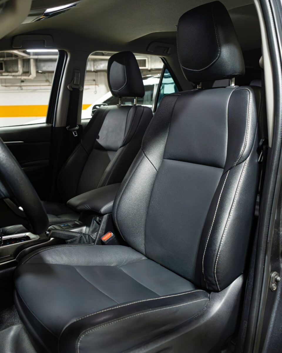 TOYOTA FORTUNER SRV 2.4 2022